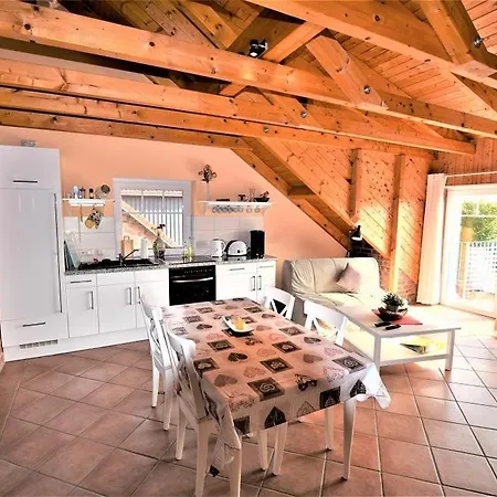 Ostseeliebe Haus Ostseeliebe Haushaelfte Links *
